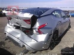 نيسان ماكسيما